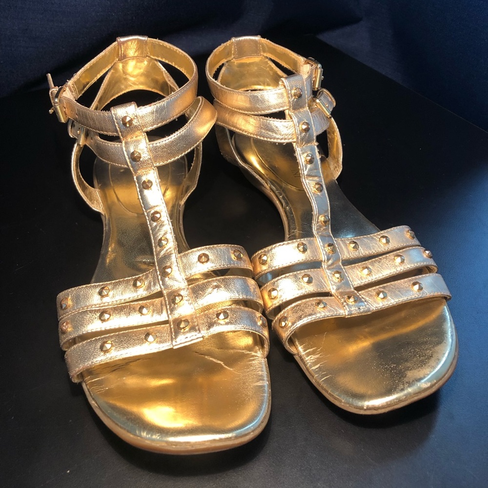 GOLD studded Gladiator sandals 🌟